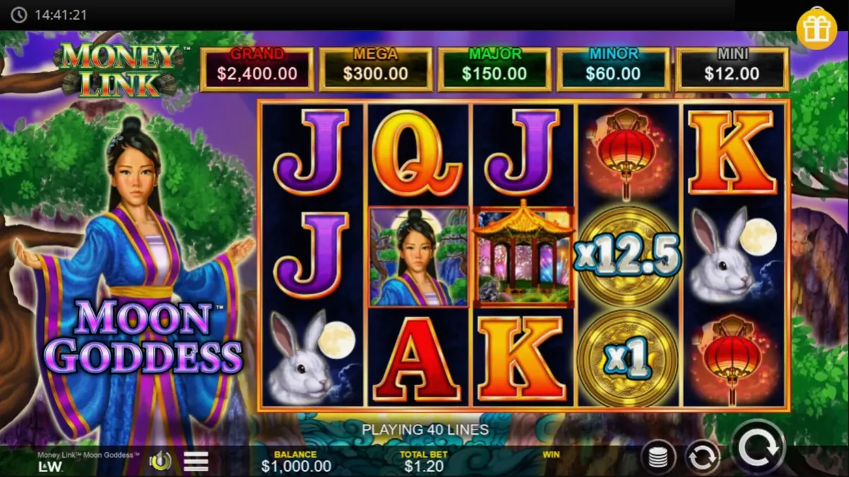 Money Link Moon Goddess slot machine interface